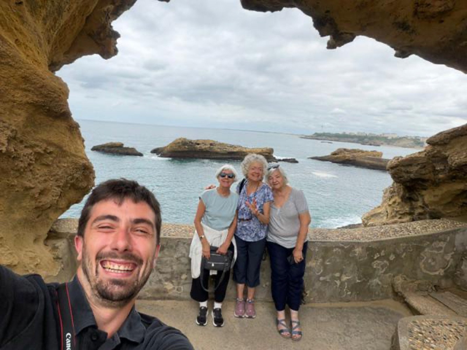 Alex with clients, a real moment from the tour